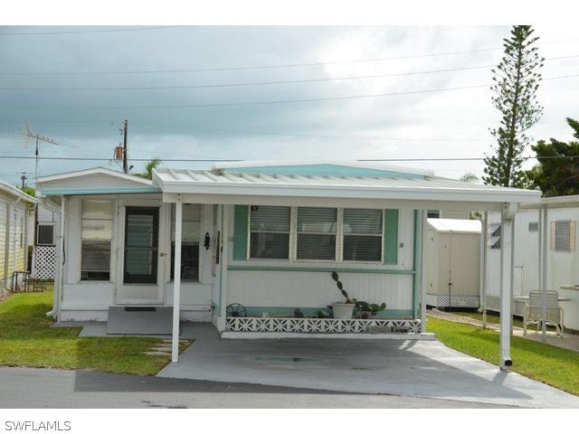 18 Helen Ln., Fort Myers Beach, FL 33931