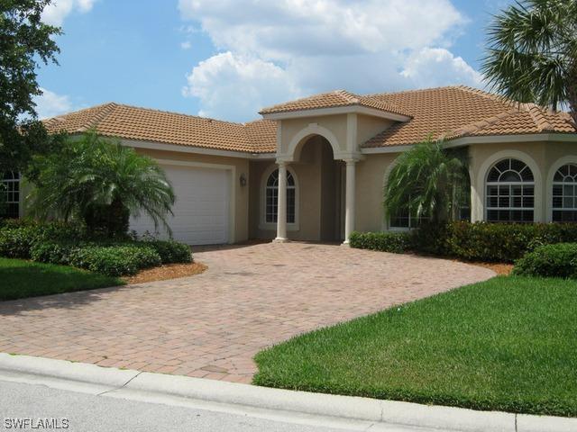 3923 Ruxton Rd., Naples, FL 34116