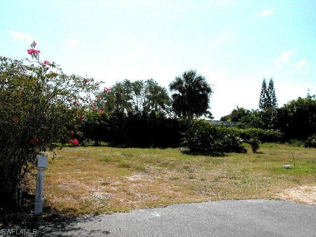 477 4th Ave., Marco Island, FL 34145