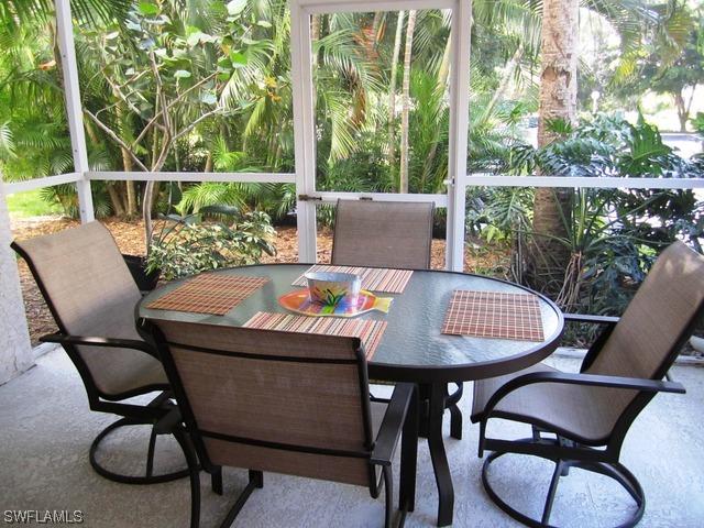 290 Naples Cove Dr. Dr. #2106, Naples, FL 34110