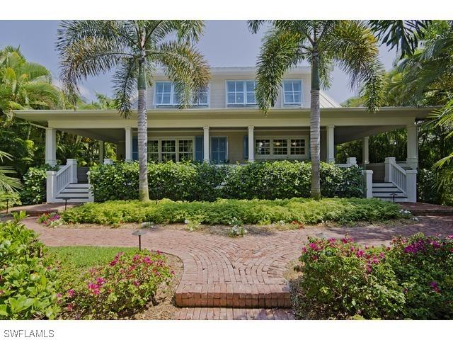 750 8th Ave., Naples, FL 34102