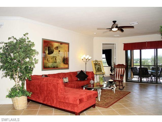 10478 Smokehouse Bay Dr., Naples, FL 34120