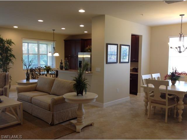 6518 Monterey Point Point #204, Naples, FL 34105