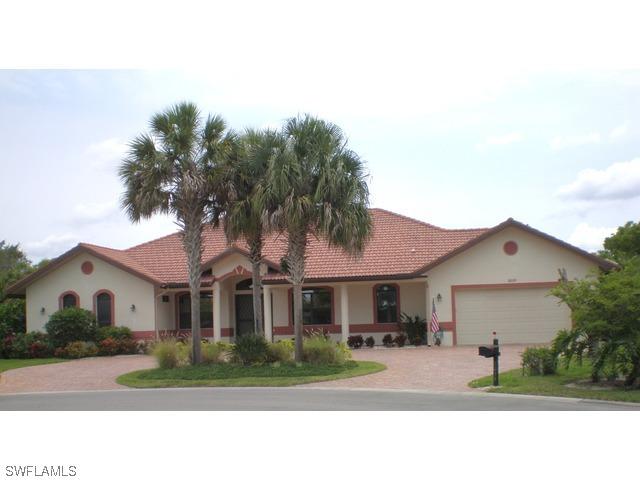 2039 Teagarden Ln., Naples, FL