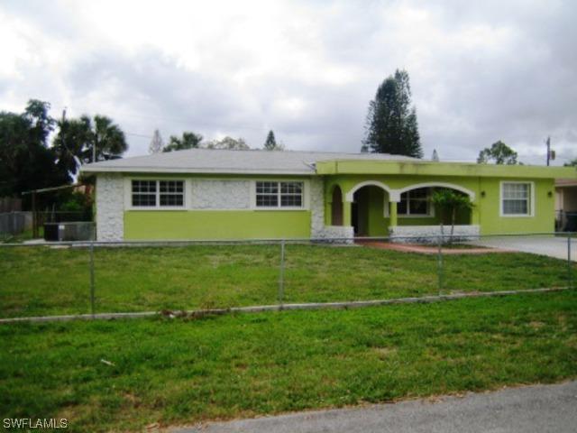 2032 46th St., Naples, FL