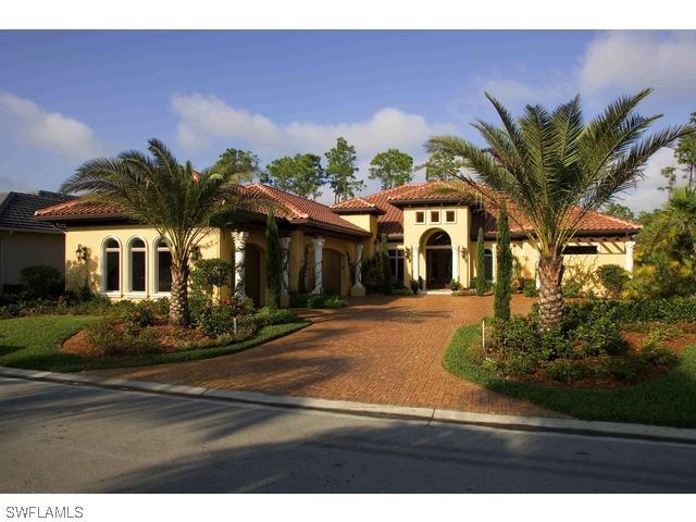 7535 Treeline Dr., Naples, FL