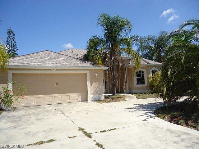 215 Kirtland Dr., Naples, FL