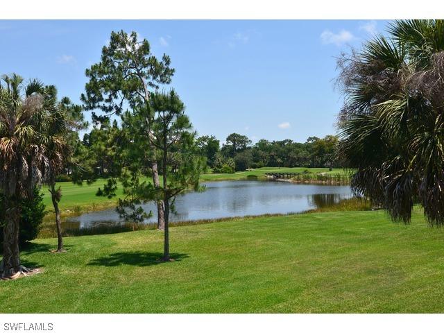 105 Clubhouse Ln. #286, Naples, FL