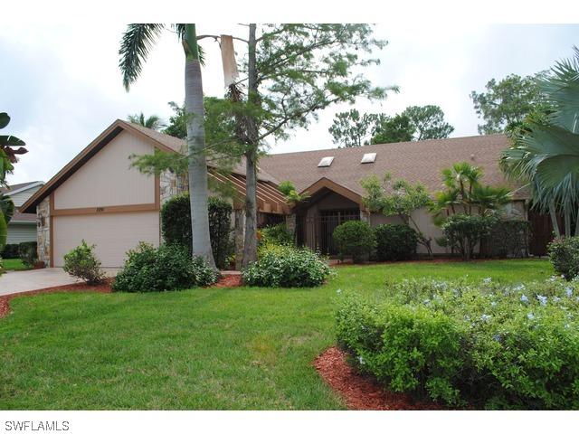 2291 Queens Way, Naples, FL 34112