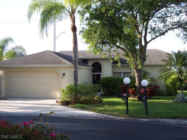 10147 Stern Cir., Naples, FL 34109