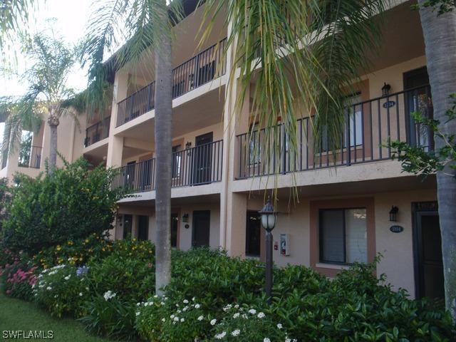 7380 Saint Ives Way, Naples, FL