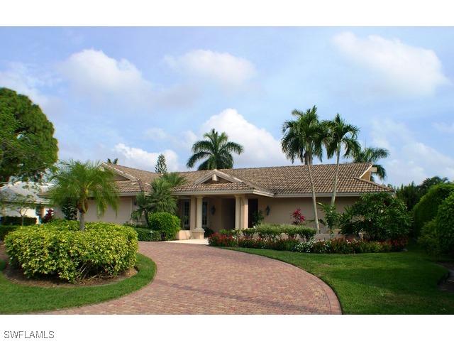 520 Turtle Hatch Ln., Naples, FL 34103