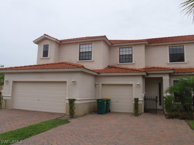 7657 Bristol Cir., Naples, FL 34117