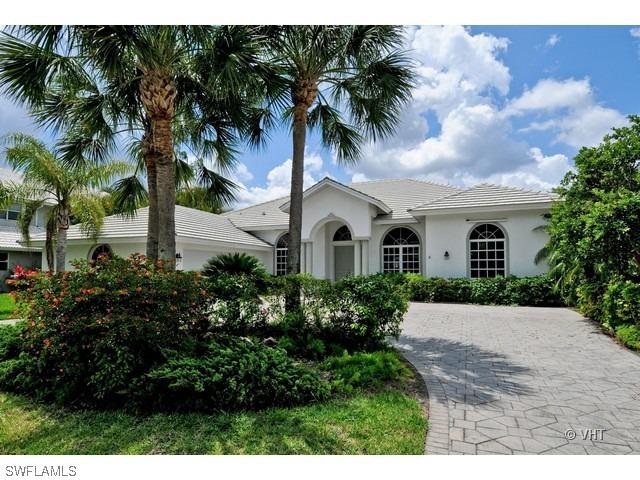 2090 Imperial Cir., Naples, FL
