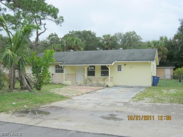 27811 Quinn St., Bonita Springs, FL 34135