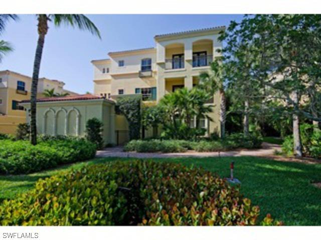 2870 Castillo Ct. #101, Naples, FL 34109