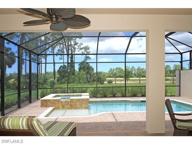 7445 Moorgate, Naples, FL 34113