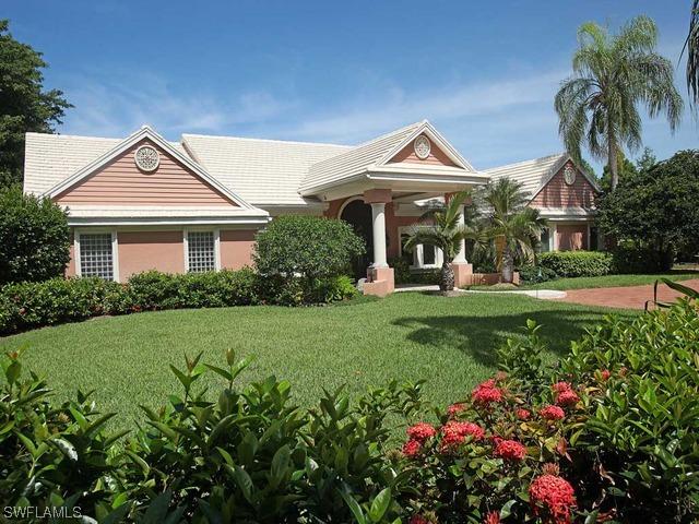 702 Buttonbush Ln., Naples, FL