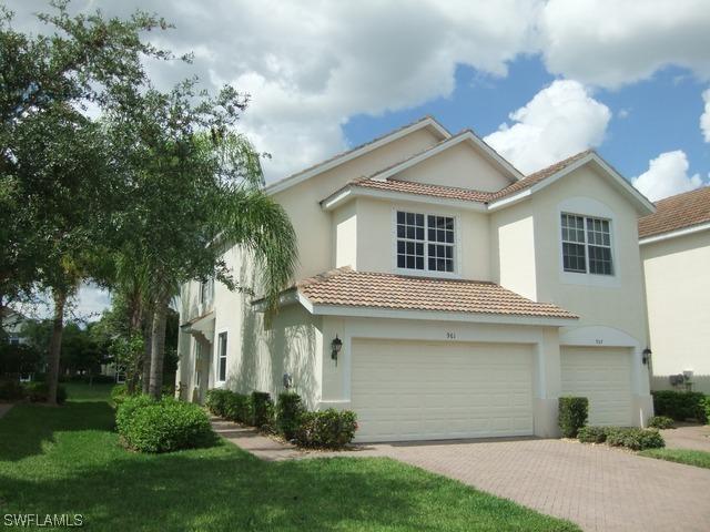 961 Hampton Cir., Naples, FL 34105