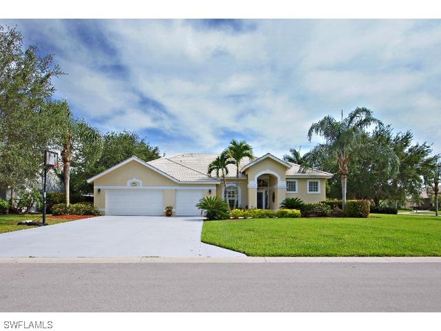 2022 Teagarden Ln., Naples, FL 34110