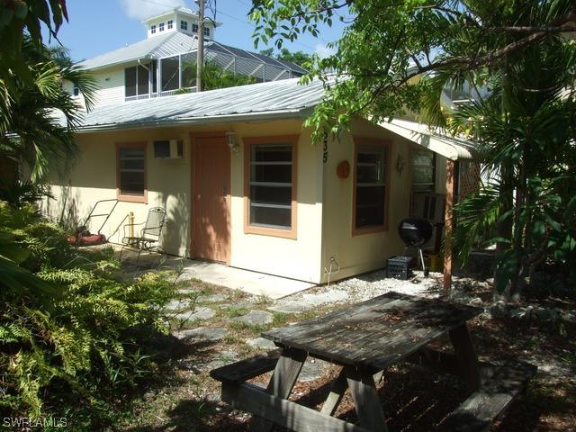 535 Coconut Ave., Goodland, FL 34140