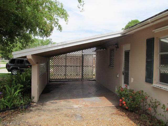 1230 22nd Ave., Naples, FL 34103