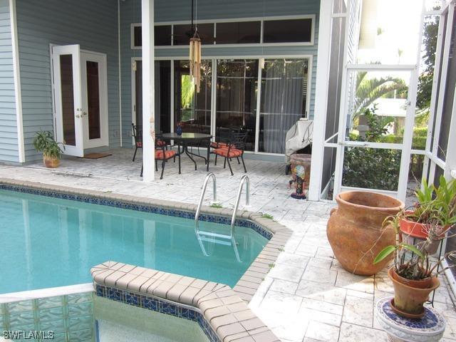 941 5th St., Naples, FL 34102