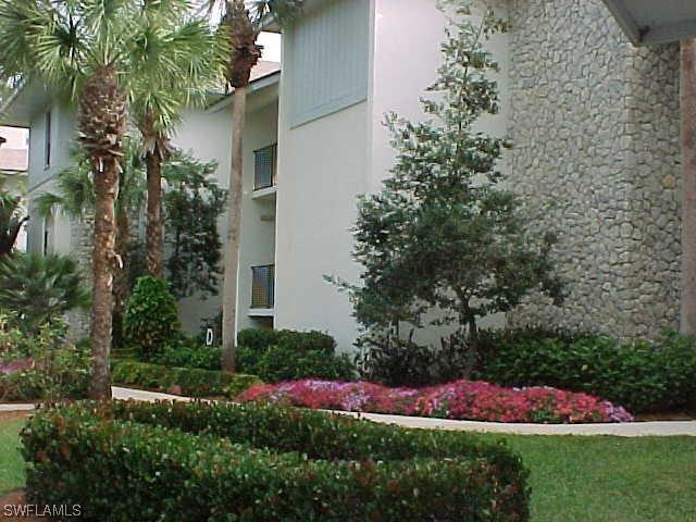 32 Cypress View Dr., Naples, FL