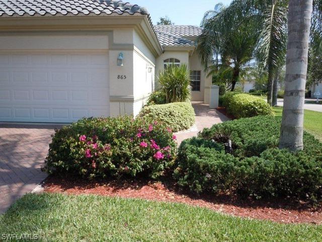 865 Vistana Cir., Naples, FL