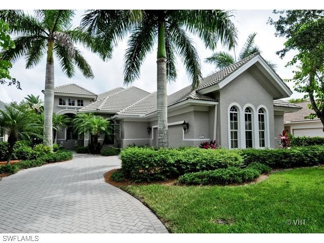 5262 Kensington High St., Naples, FL