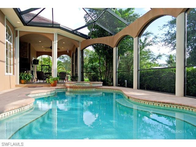 9141 Quarter Moon Dr., Naples, FL 34109