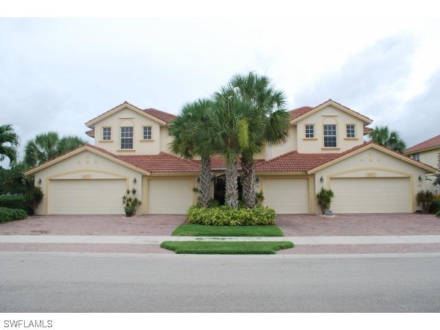 6821 Ascot Dr. #201, Naples, FL