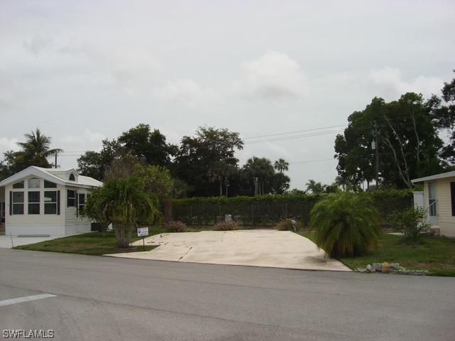 7 Jasper Dr., Naples, FL 34114