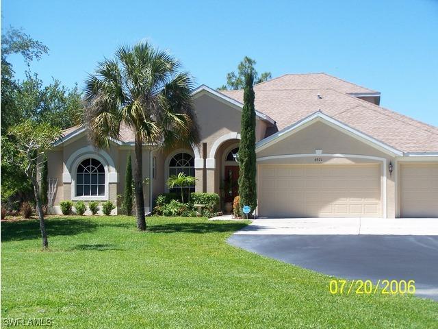6021 Cedar Tree Ln., Naples, FL
