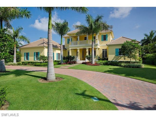 885 Admiralty Parade, Naples, FL 34102