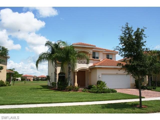 1694 Birdie Dr., Naples, FL 34120