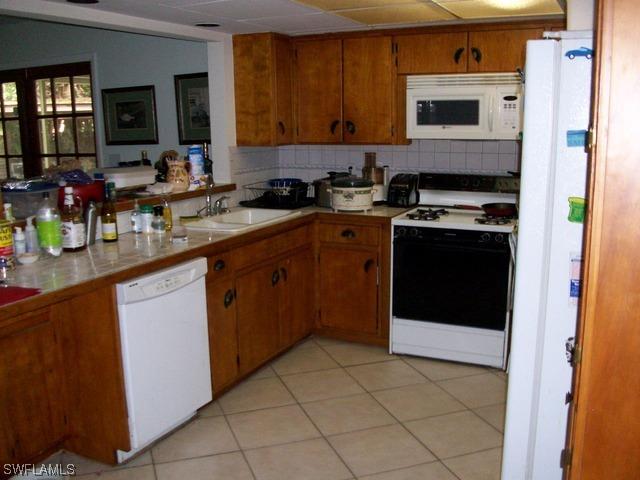 1117 Milano Dr., Naples, FL 34103