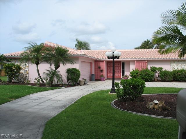 5571 Burnham Ct., North Fort Myers, FL