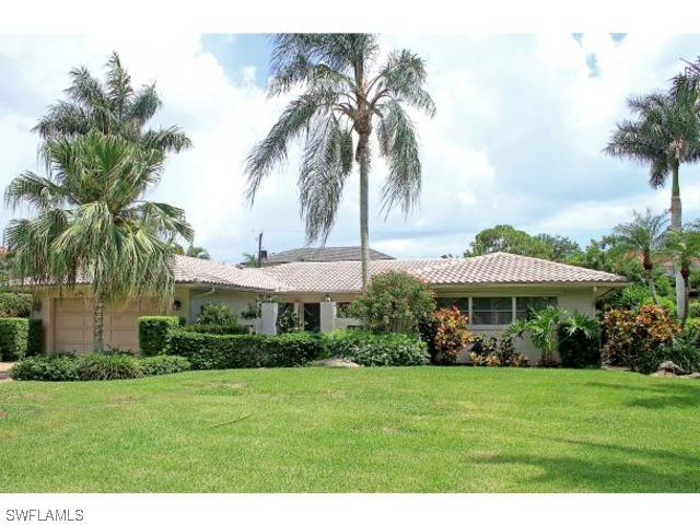 484 Wedge Dr., Naples, FL