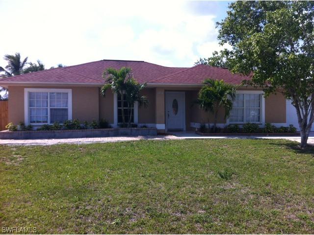 4754 25th Ave., Naples, FL