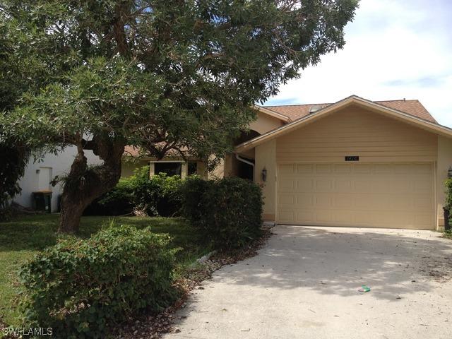 1416 Monarch Cir., Naples, FL