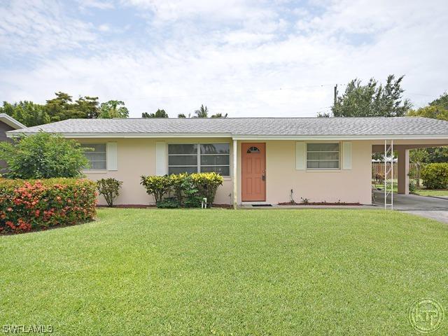 1100 Lastrada Ln., Naples, FL