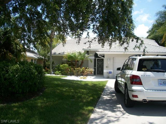 541 Kings Way, Naples, FL 34104