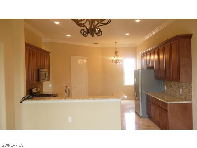 3146 Aviamar Cir. #203, Naples, FL 34114