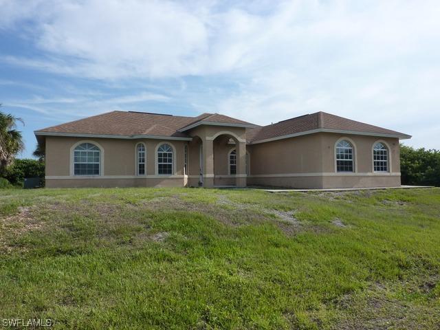 748 41st Ave., Naples, FL 34120