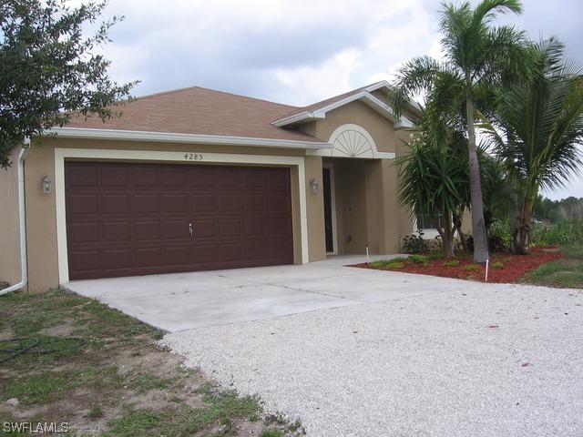 4285 20th St., Naples, FL 34120