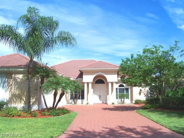 960 Glen Lake Cir., Naples, FL 34119