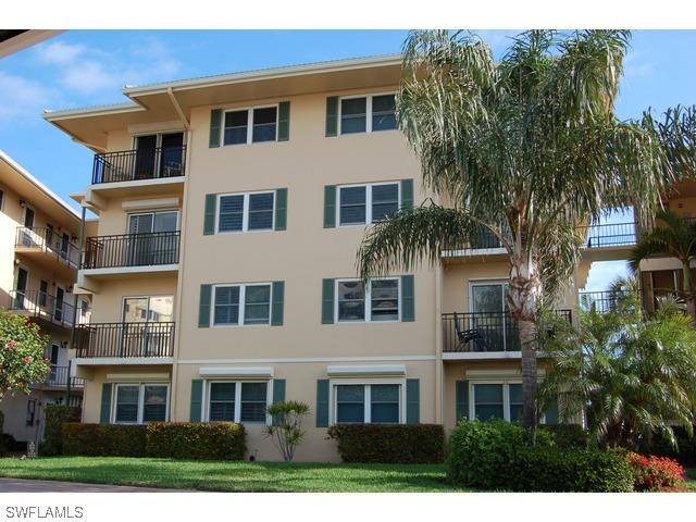3400 Gulf Shore Blvd. #M-2, Naples, FL