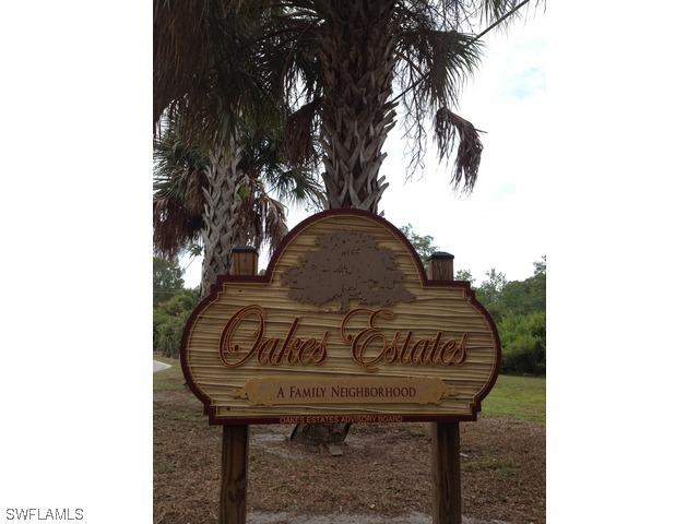 5923 5923 Standing Oaks Ln Ave., Naples, FL