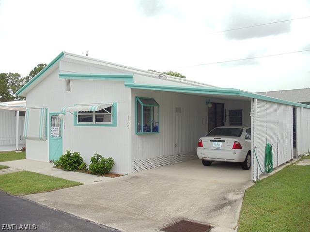 139 Moorhead Manor, Naples, FL 34112